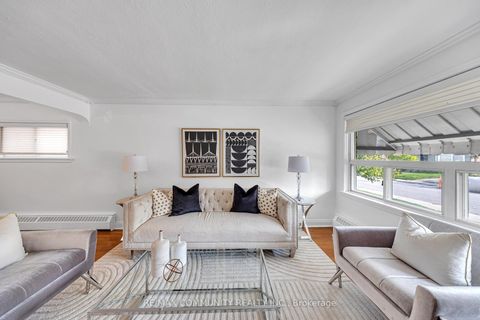 Photo 11 at 50 Joanith Drive, Parkview, Toronto