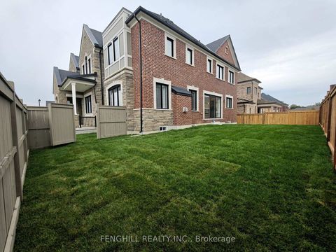 Photo 2 at 10 Elmers Lane, King City, King