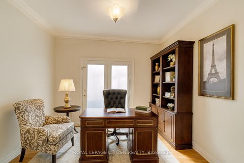 Photo 10 at 180 Kimber Crescent, East Woodbridge, Vaughan