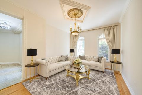 Photo 11 at 180 Kimber Crescent, East Woodbridge, Vaughan