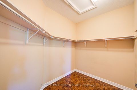 Photo 15 at 180 Kimber Crescent, East Woodbridge, Vaughan