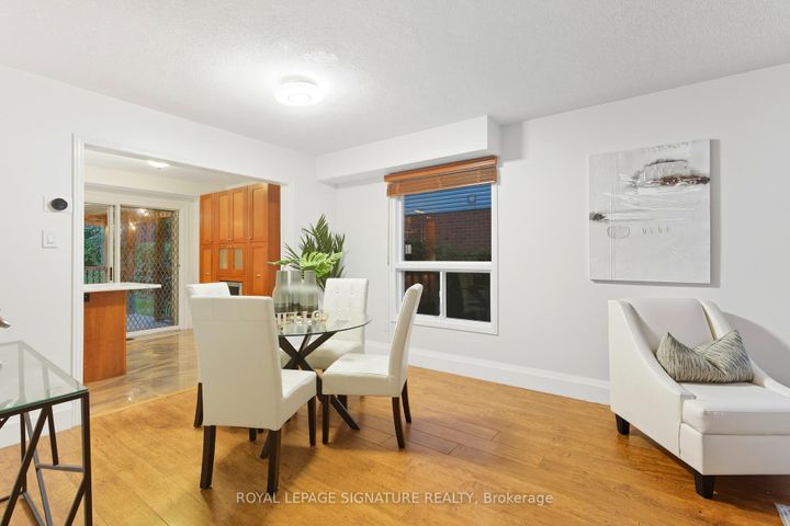 Photo 7 at 2993 Gulfstream Way, Meadowvale, Mississauga