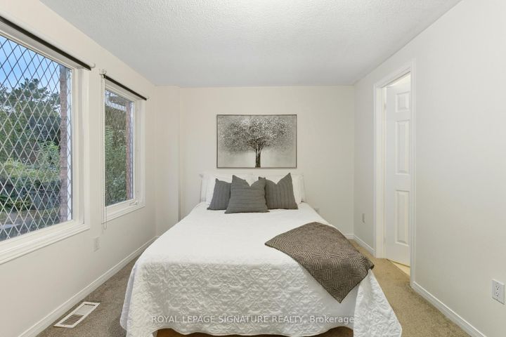 Photo 16 at 2993 Gulfstream Way, Meadowvale, Mississauga