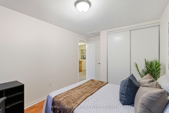 Photo 23 at 2993 Gulfstream Way, Meadowvale, Mississauga