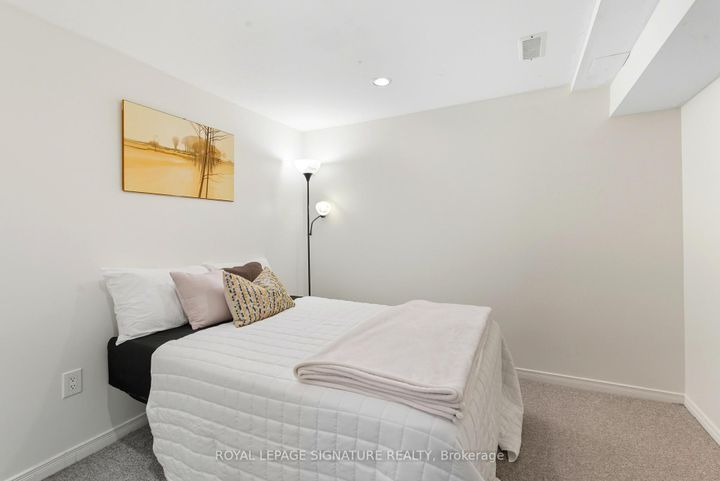 Photo 27 at 2993 Gulfstream Way, Meadowvale, Mississauga