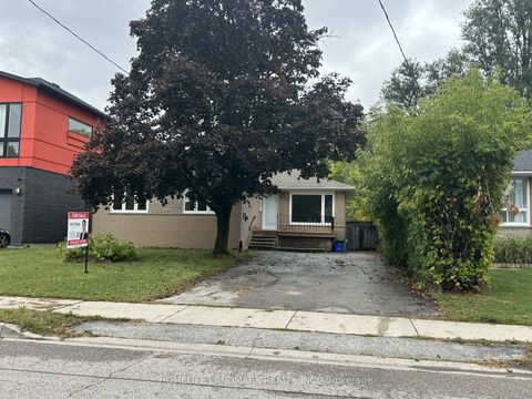 Photo 3 at 323 Elmwood Avenue, Harding, Richmond Hill Photo 3 at 323 Elmwood Avenue, Harding, Richmond Hill