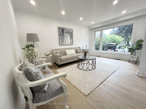 Photo 4 at 323 Elmwood Avenue, Harding, Richmond Hill