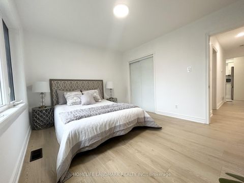 Photo 10 at 323 Elmwood Avenue, Harding, Richmond Hill