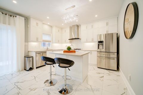Photo 8 at 41 Mynden Way, Woodland Hill, Newmarket