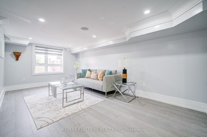 Photo 6 at 94 Wanstead Avenue, Oakridge, Toronto