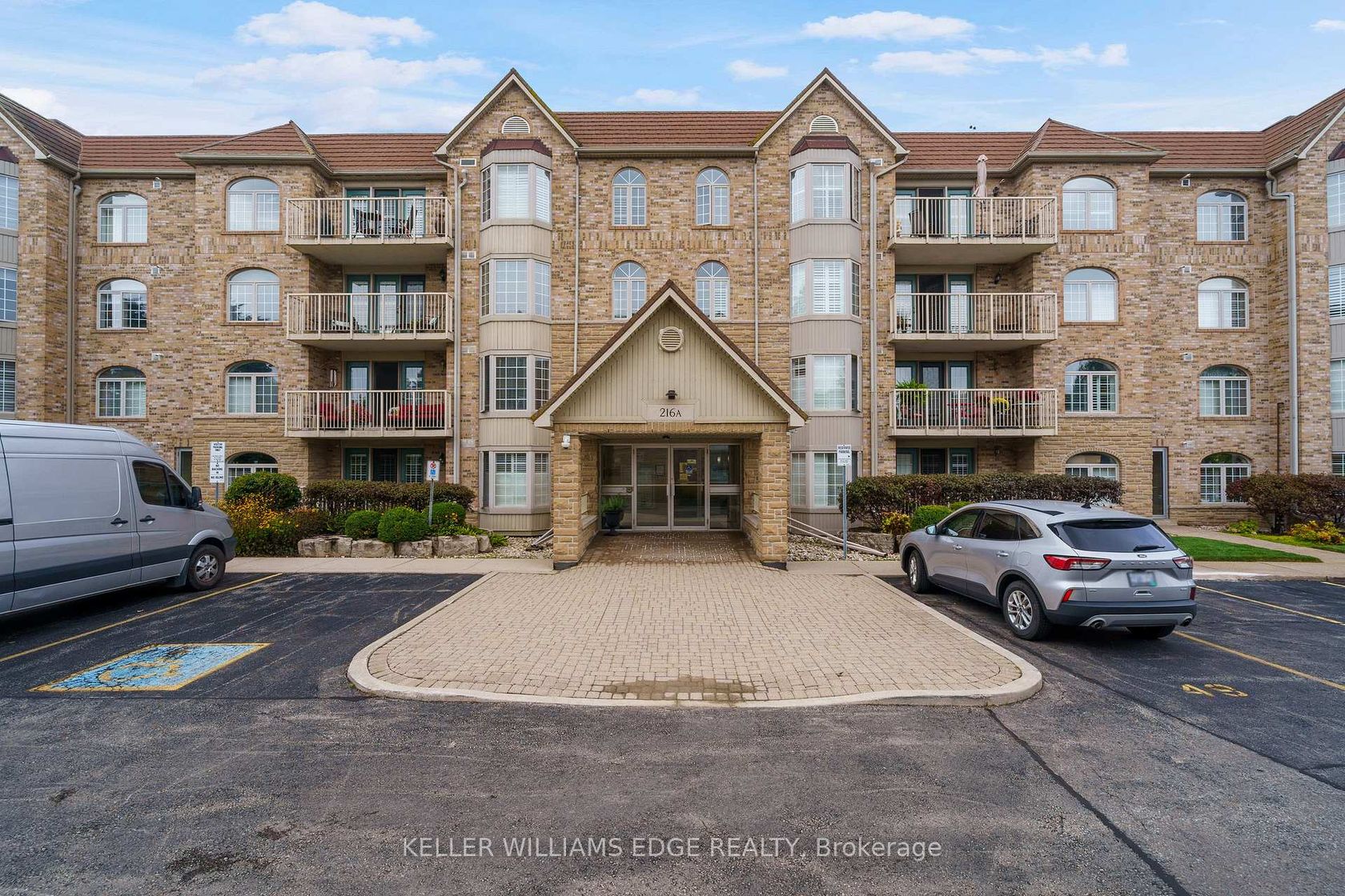 A304 - 216 Plains Road W, Bayview, Burlington by Loree Meneguzzi Real Estate A304 - 216 Plains Road W, Bayview, Burlington