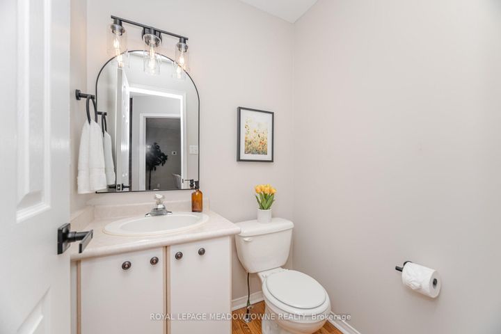 Photo 21 at 33 Harrop Avenue, Georgetown, Halton Hills