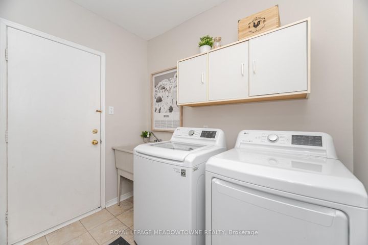 Photo 22 at 33 Harrop Avenue, Georgetown, Halton Hills