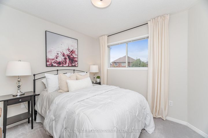 Photo 34 at 33 Harrop Avenue, Georgetown, Halton Hills