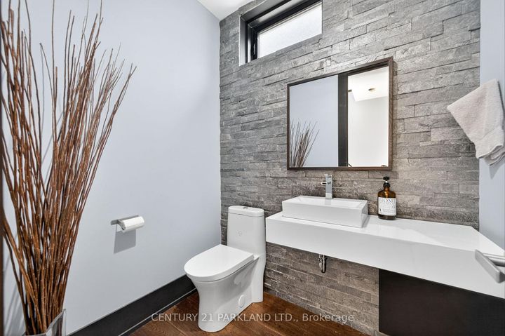 Photo 4 at 10 Rexford Road, Bloor West Village, Toronto