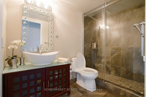 Photo 7 at 411 - 92 King Street E, Yonge Corridor, Toronto Photo 7 at 411 - 92 King Street E, Yonge Corridor, Toronto