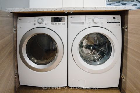 Photo 12 at 411 - 92 King Street E, Yonge Corridor, Toronto Photo 12 at 411 - 92 King Street E, Yonge Corridor, Toronto