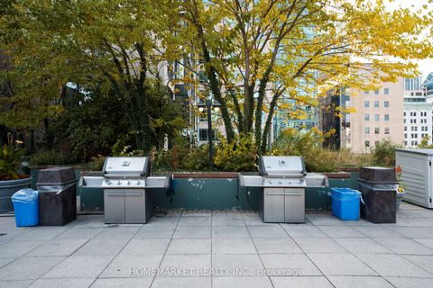 Photo 14 at 411 - 92 King Street E, Yonge Corridor, Toronto Photo 14 at 411 - 92 King Street E, Yonge Corridor, Toronto