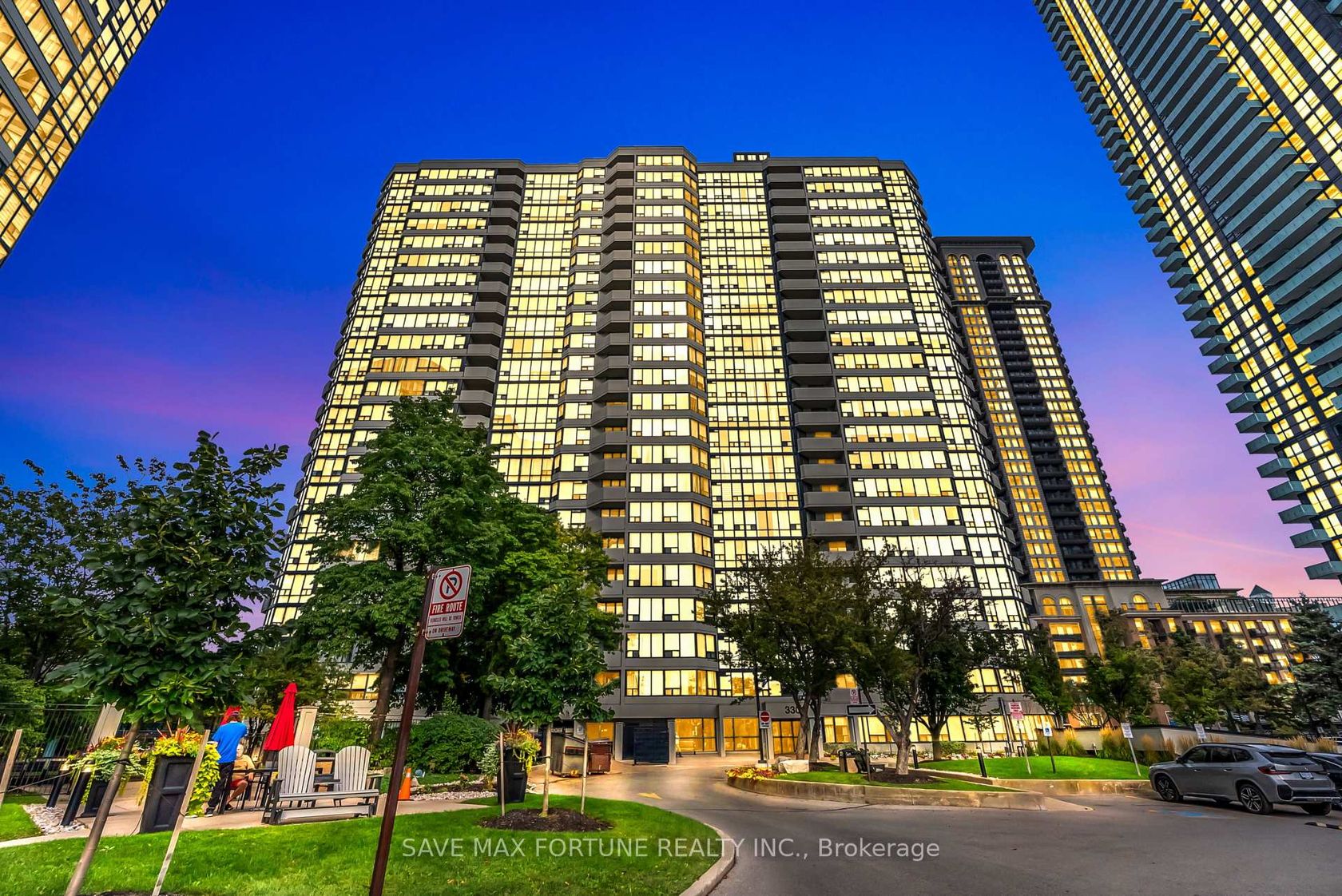 1006 - 330 Rathburn Road W, Creditview, Mississauga 