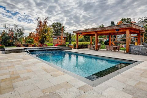 Photo 8 at 17 Dew Drop Court, Rural Vaughan, Vaughan