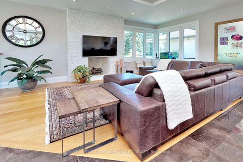 Photo 17 at 17 Dew Drop Court, Rural Vaughan, Vaughan