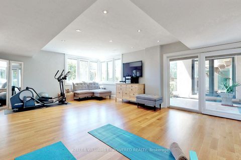 Photo 33 at 17 Dew Drop Court, Rural Vaughan, Vaughan