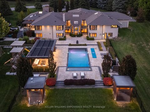 Photo 44 at 17 Dew Drop Court, Rural Vaughan, Vaughan