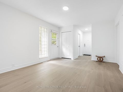 Photo 2 at 171 Sexton Crescent, Hillcrest Village, Toronto