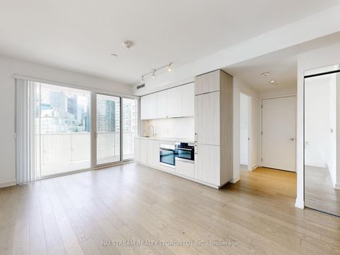Photo 3 at 2106 - 15 Queens Quay East Quay E, Waterfront Communities C8, Toronto