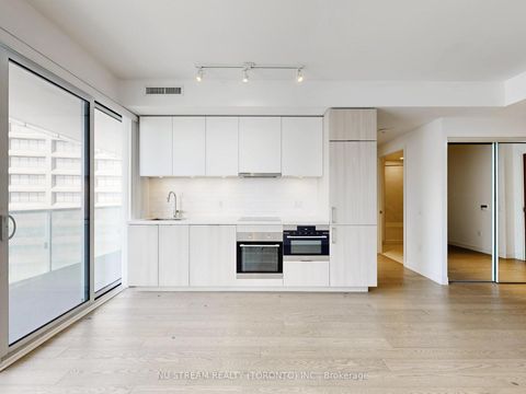 Photo 4 at 2106 - 15 Queens Quay East Quay E, Waterfront Communities C8, Toronto