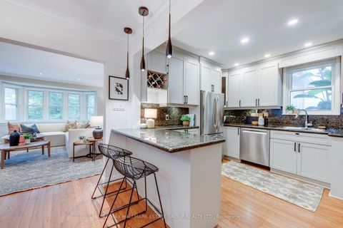 Photo 6 at 25 Flanders Road, Cedarvale, Toronto