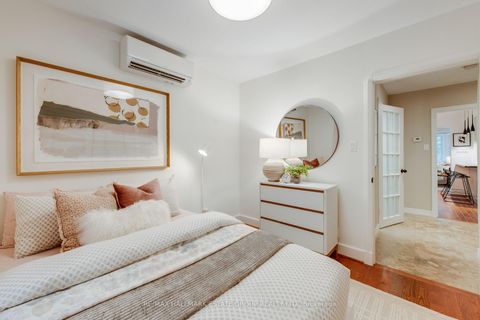 Photo 11 at 25 Flanders Road, Cedarvale, Toronto