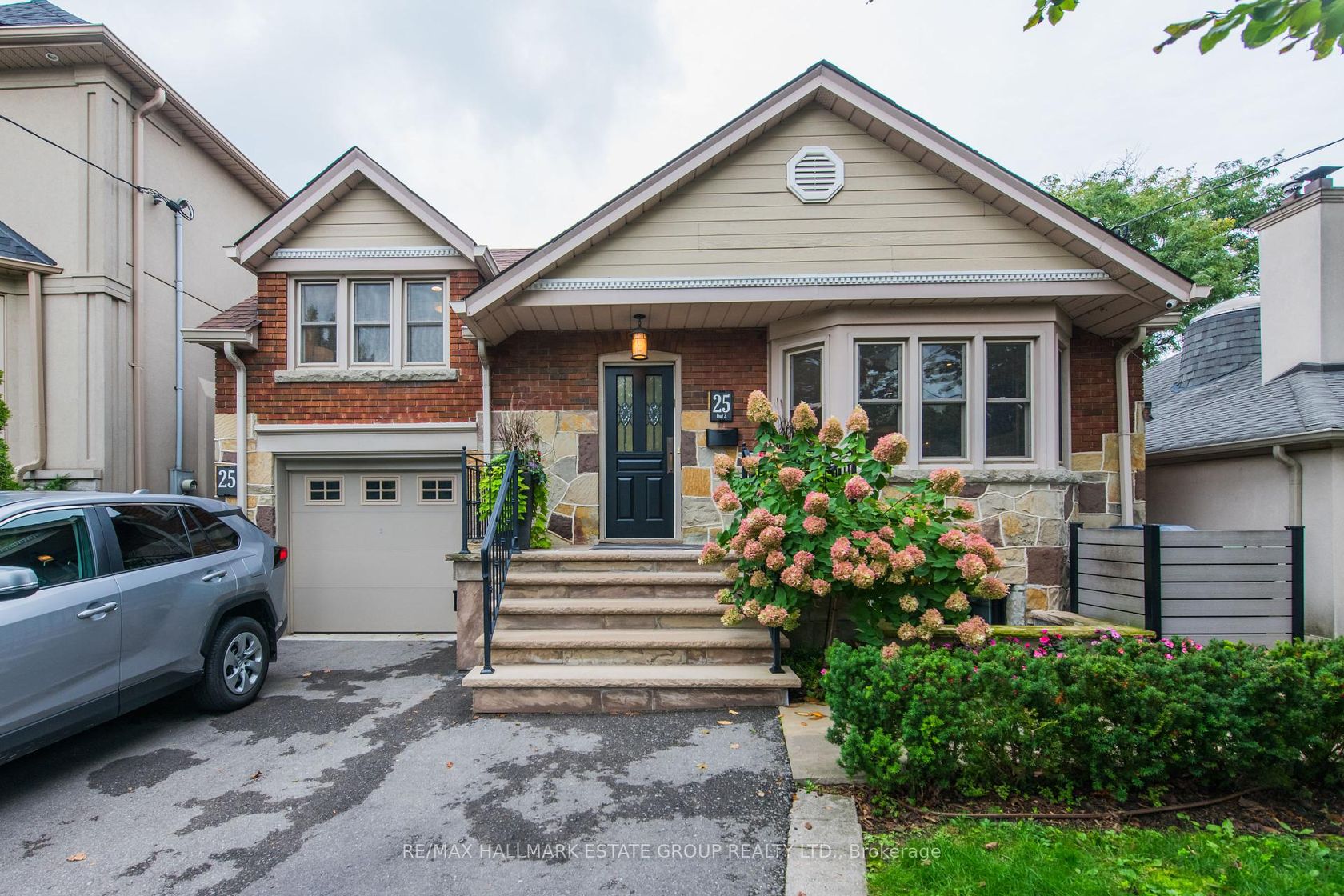 25 Flanders Road, Cedarvale, Toronto 