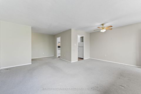 Photo 7 at 305 - 2263 Marine Drive, BR Bronte, Oakville