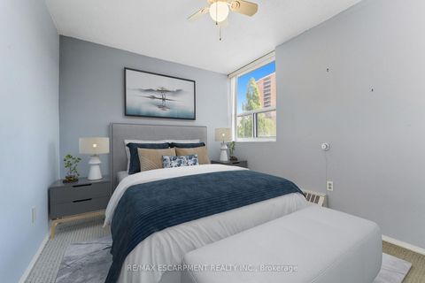 Photo 16 at 305 - 2263 Marine Drive, BR Bronte, Oakville