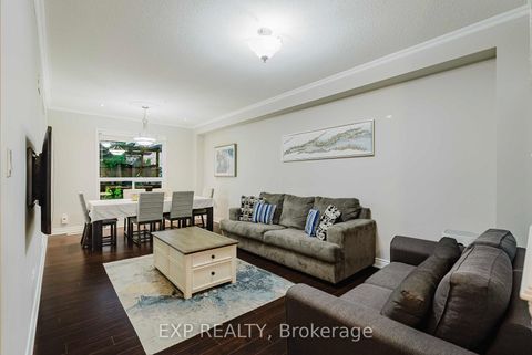 Photo 5 at 120 Portage Avenue, Oak Ridges, Richmond Hill