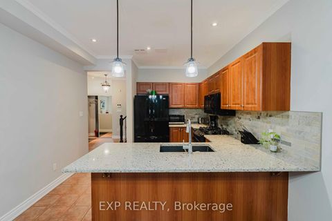 Photo 15 at 120 Portage Avenue, Oak Ridges, Richmond Hill