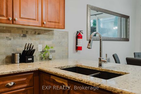 Photo 16 at 120 Portage Avenue, Oak Ridges, Richmond Hill