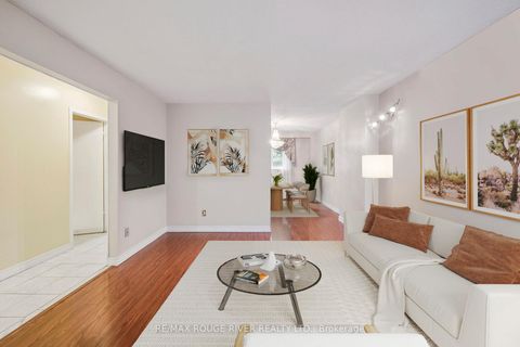 Photo 4 at 6 Scotney Grove, Malvern, Toronto