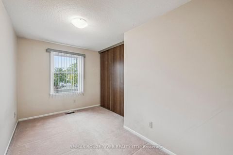 Photo 18 at 6 Scotney Grove, Malvern, Toronto