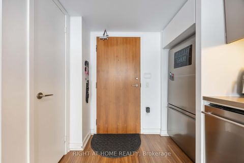 Photo 7 at 4109 - 85 Queens Wharf Road, Waterfront Communities C1, Toronto