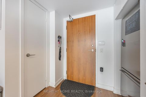 Photo 9 at 4109 - 85 Queens Wharf Road, Waterfront Communities C1, Toronto