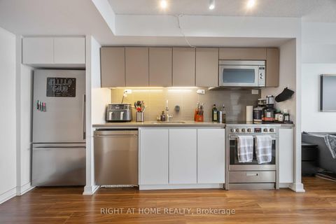 Photo 16 at 4109 - 85 Queens Wharf Road, Waterfront Communities C1, Toronto
