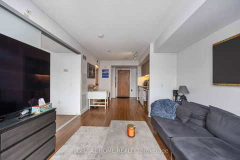 Photo 26 at 4109 - 85 Queens Wharf Road, Waterfront Communities C1, Toronto