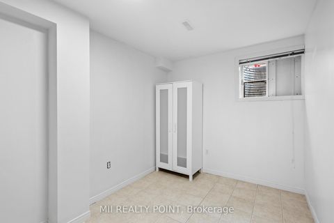 Photo 29 at 24 Bowsfield Road, York University Heights, Toronto