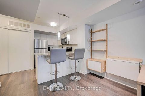 Photo 9 at 11 - 140 Long Branch Avenue, Long Branch, Toronto