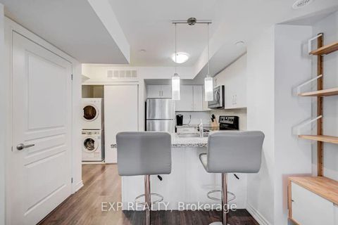 Photo 13 at 11 - 140 Long Branch Avenue, Long Branch, Toronto
