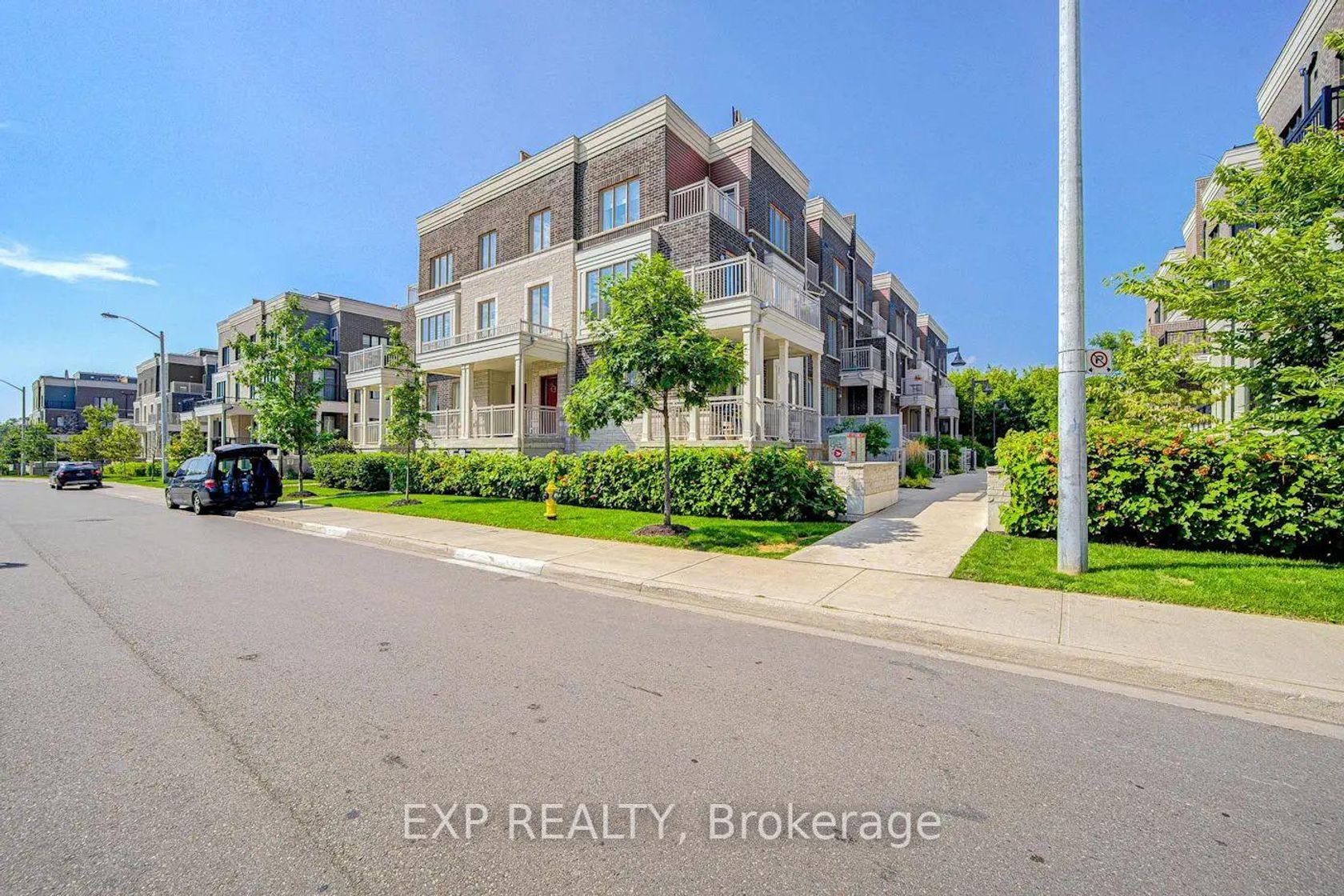 11 - 140 Long Branch Avenue, Long Branch, Toronto 