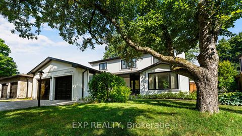 Photo 1 at 2433 Trevor Drive, WO West, Oakville