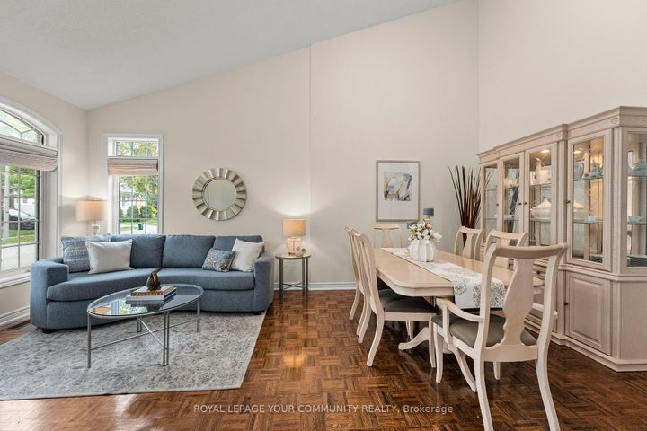 Photo 3 at 29 Cliveden Place, Berczy, Markham